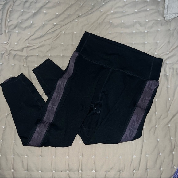 Fabletic 7/8th PowerHold Legging - Picture 1 of 7